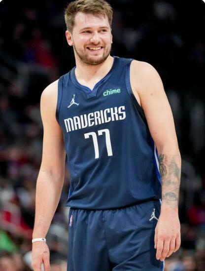 这位曾多次 这位曾多次