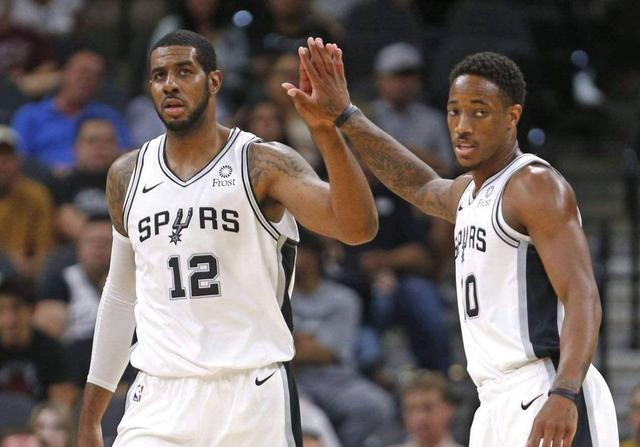 队在困难场 队在困难场